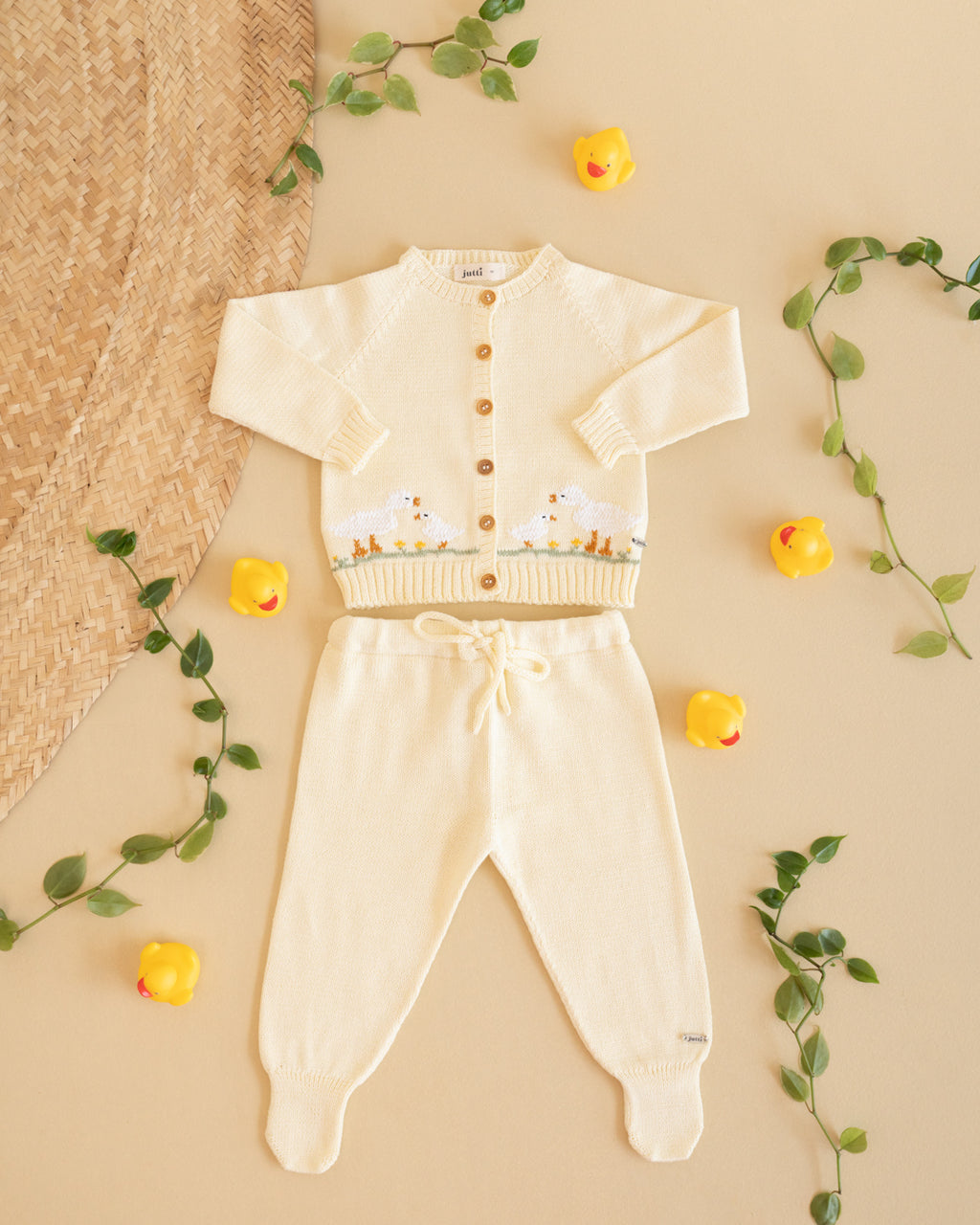 Amarelo Sereno Cardigan Set