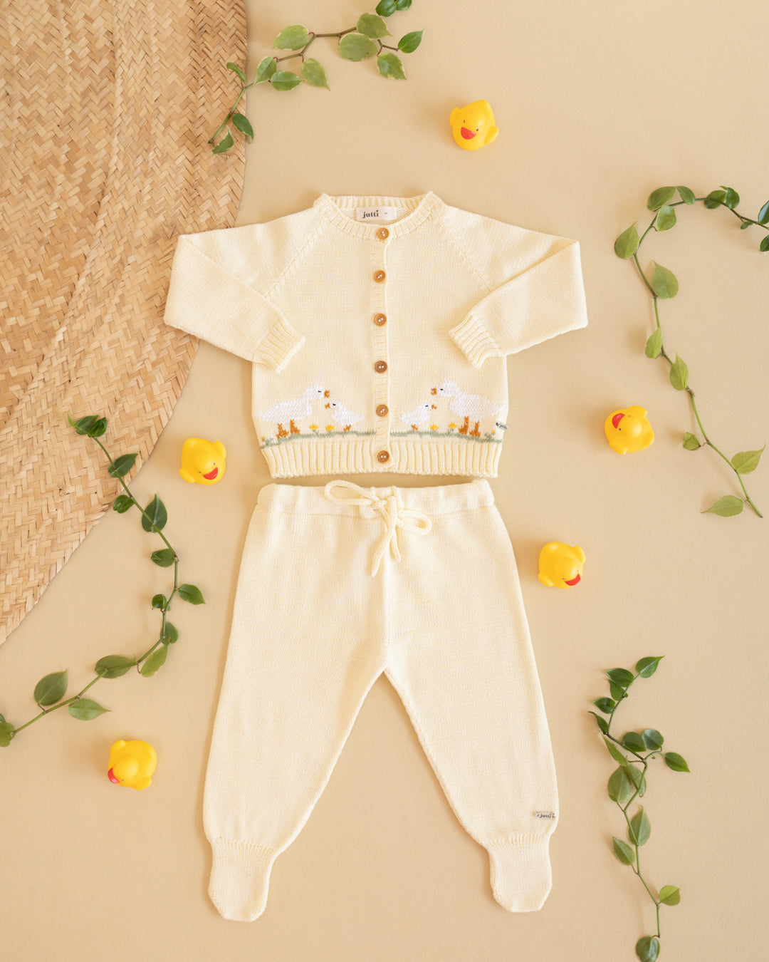 Amarelo Sereno Cardigan Set