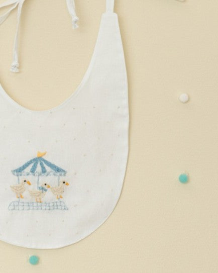 Chalie Bib
